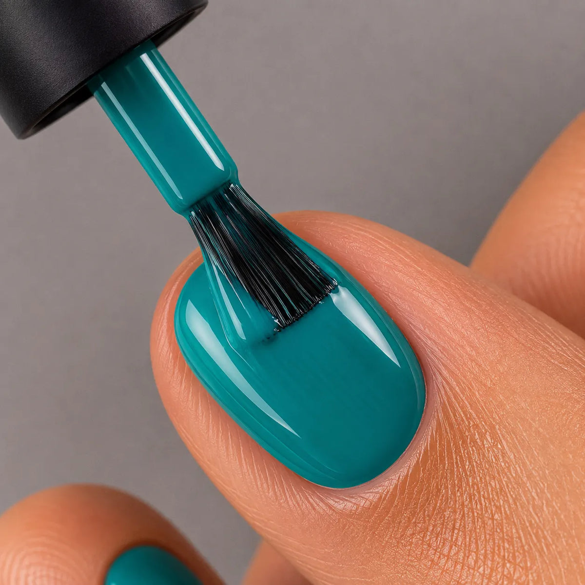 Esmeralda 131 - Gel Polish Semipermanente Classic