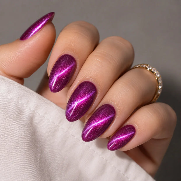 Cat Eye Magenta - Smalto Semipermanente Magnetico Cat Eye
