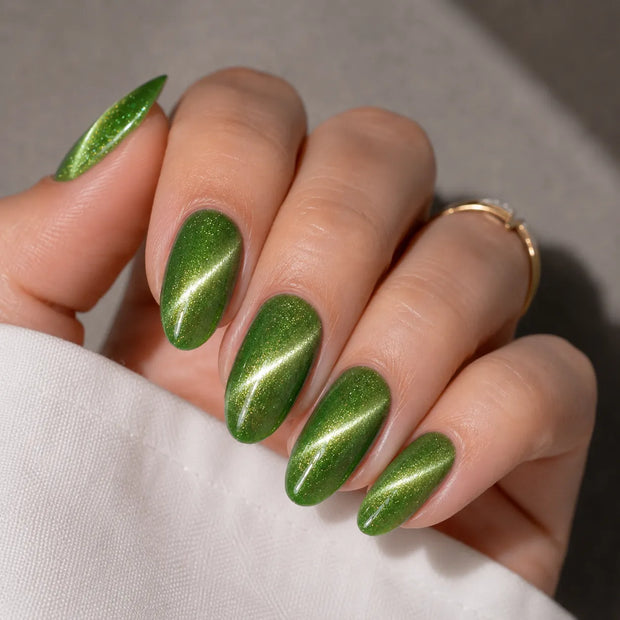 Cat Eye Verde Giada - Smalto Semipermanente Magnetico Cat Eye
