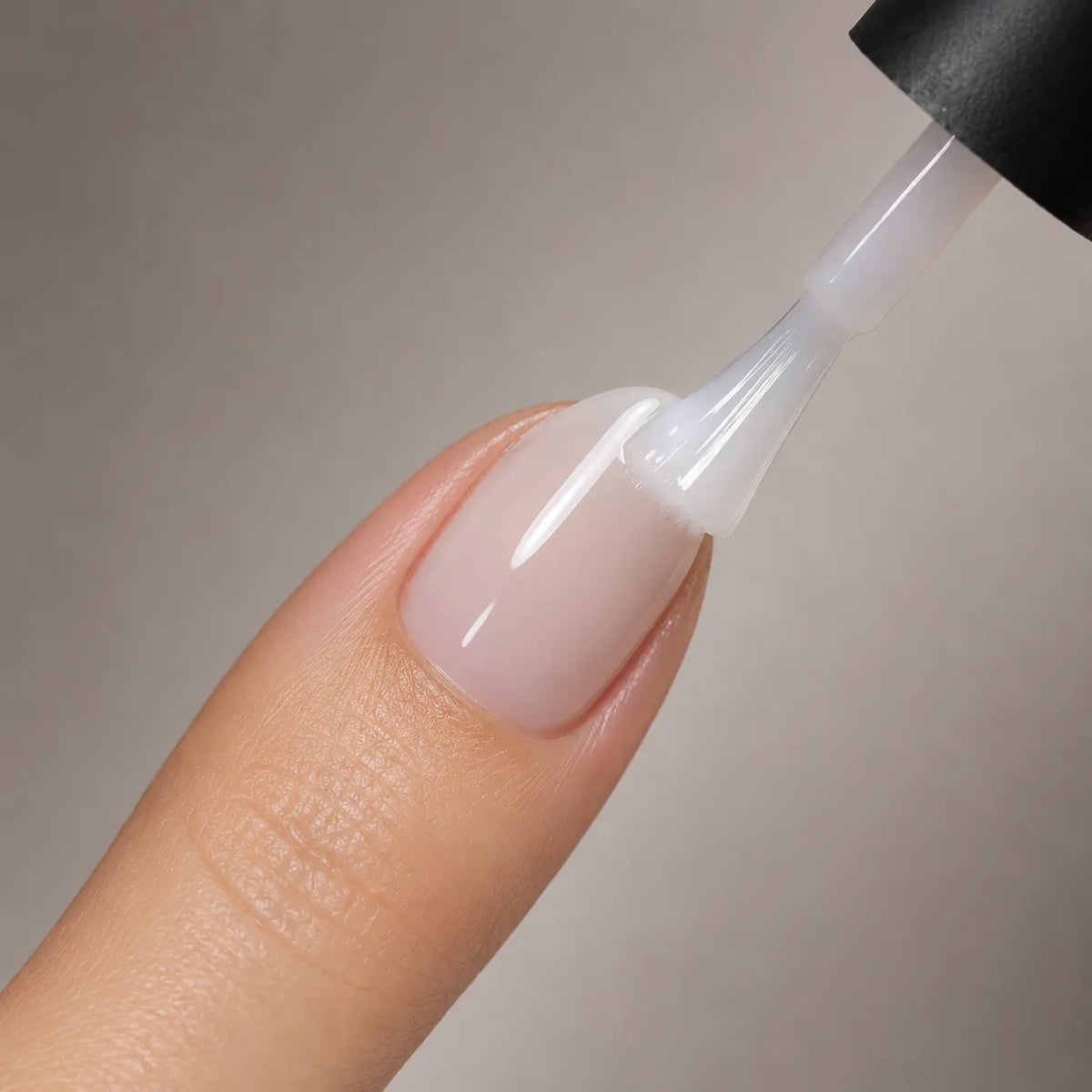 Gloss Milky - Top Coat Semipermanente Finitura Lattiginosa Senza Dispersione