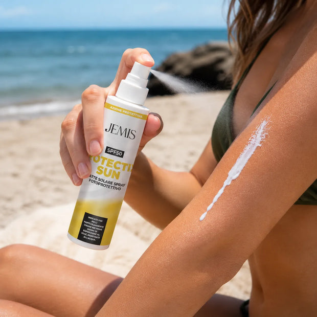 Protective Sun SPF50 - Latte Solare Spray Fotoprotettivo Alta Protezione